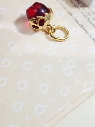 Charm Colgante Pandora Manzana Reina Malvada