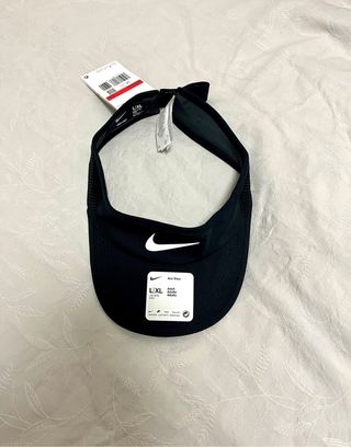 Visera Nike Negra Talla L/XL nueva