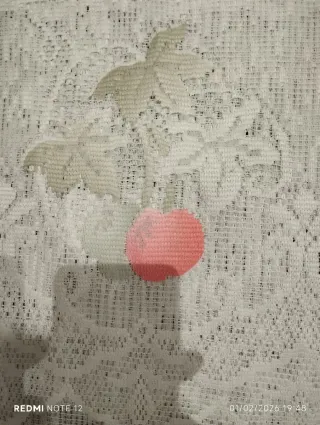 Cortina de cocina rosa y blanca