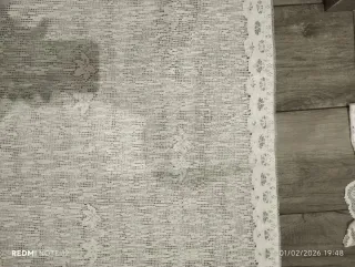 Cortina de cocina rosa y blanca