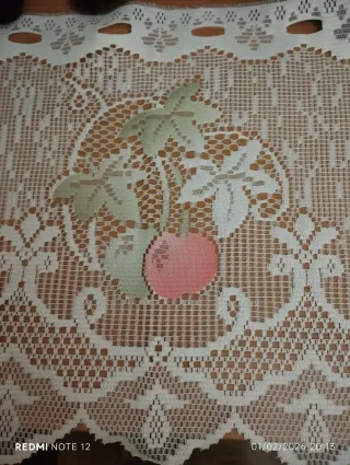 Cortina de cocina rosa y blanca