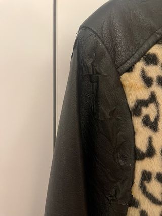 Abrigo SCEE Pelo Animal Print Negro Beige