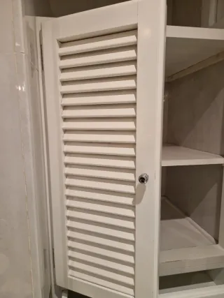 Mueble de baño madera
