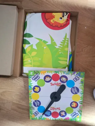 Twister Junior Juego de Mesa Hasbro NUEVO