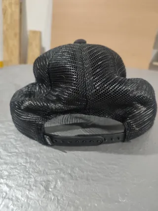 Gorra Vans Negra Trucker