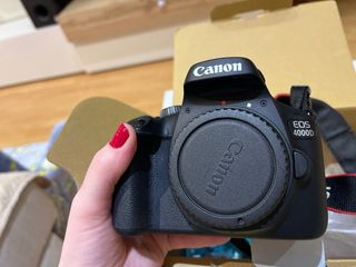 Canon EOS 4000D Kit EF-S 18-55mm