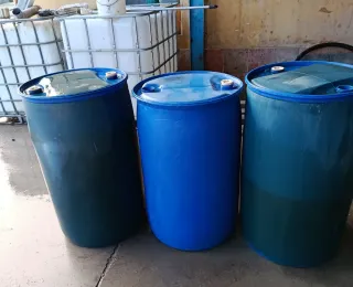 Bidones para riego de 200 Litros.