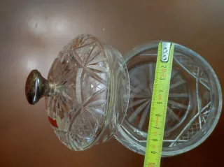 Bombonera de cristal con tapa de plata
