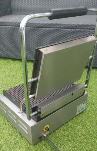 Parrilla Buffalo Bistro DM90