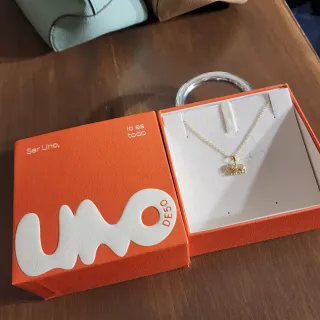 Colgante de oro 18k con elefante