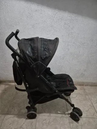 Silla de paseo negra