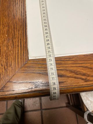 Mesa de madera y seis sillas