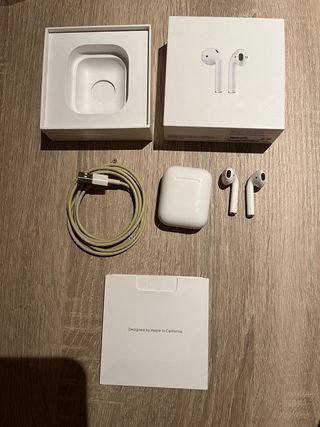 AirPods 1ª Gen (2018)