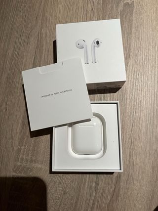 AirPods 1ª Gen (2018)