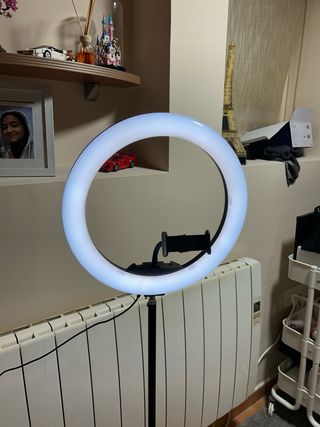 Aro de luz con trípode