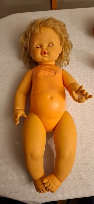 Muñeca vintage años 80