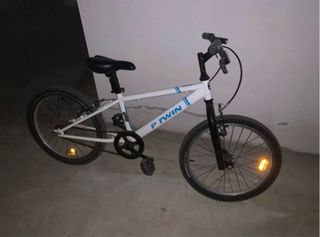 Bicicleta B-Twin Infantil Blanca