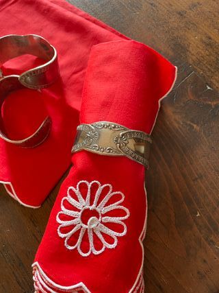 3 Anelli per tovaglioli ornamentali, vintage