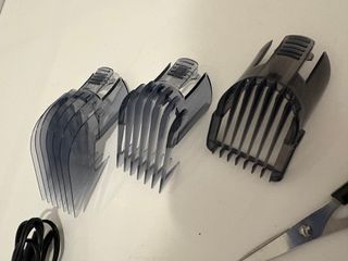 Cortapelos Philips con accesorios