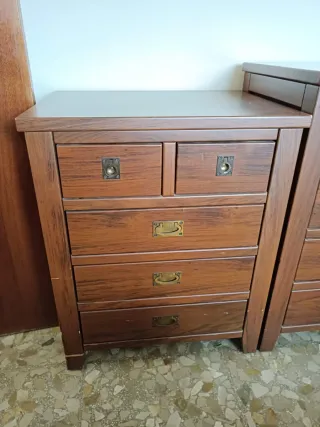 Lote Cómoda y 2 Mesitas de Noche