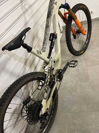 Yt Capra - Mullet - Carbono - Talla L -Fox Factory