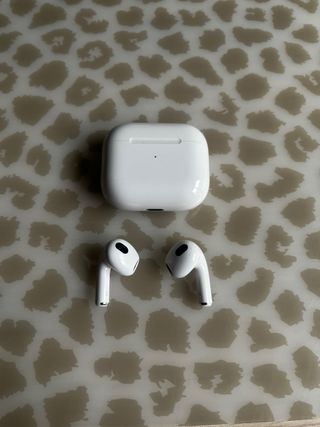 AirPods 3ª Gen - Muy buen estado