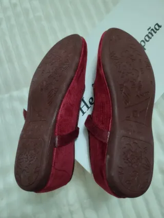 Merceditas niña terciopelo burdeos número 28