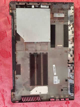 Portátil Lenovo V110-15IAP+Funda, Cargador y Mouse