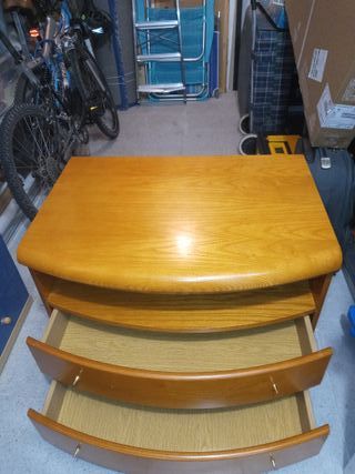 Mueble TV cerezo con cajones