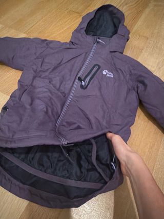 Pack esquí niña: abrigo, pantalón, botas y manopla