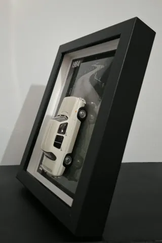 Coche a escala 1:43 Renault 8