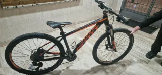Bicicleta Scott Montaña Negra/Naranja