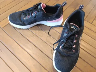Skechers Memory Foam Talla 37.5