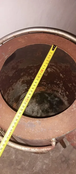 Chimenea de leña metálica