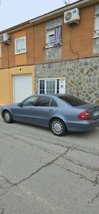 Mercedes-Benz Clase E 2004