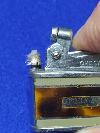 Accendino Omega molto antico