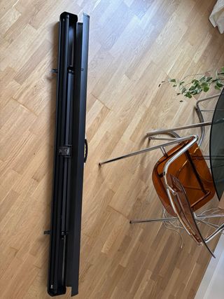 Pantalla de proyección enrollable