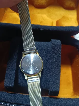 Reloj LIP Quartz Dorado Mujer