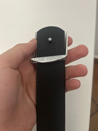Cinturón Louis Vuitton Gris