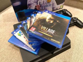 PS4 Pack Completo + 7 Juegos y Extras