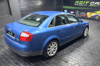 AUDI A4 2.5 TDI 180 CV S - LINE