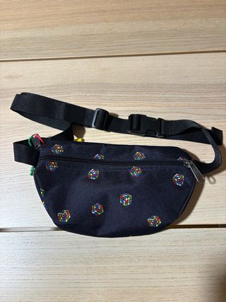 Riñonera Eastpak x Rubik's Negra