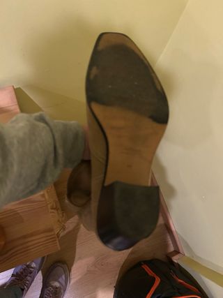 Botines de ante marrones con tacón