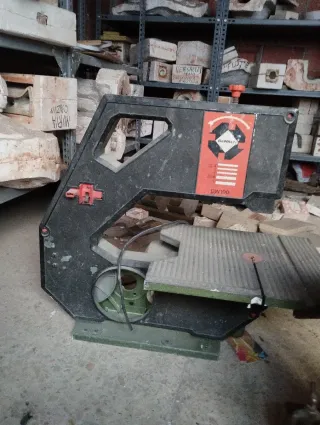 Sierra de cinta Dewalt DW100