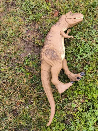 Figura T-Rex Jurassic World