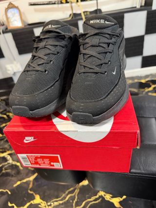 Zapatillas Nike liplft Negras