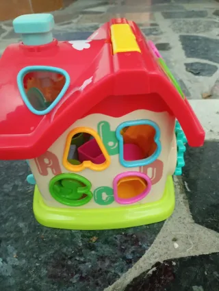 Juego educativo casa formas y engranajes