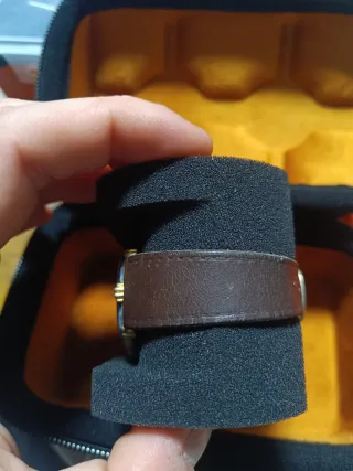 Reloj Quartz Esfera Azul Diamantes