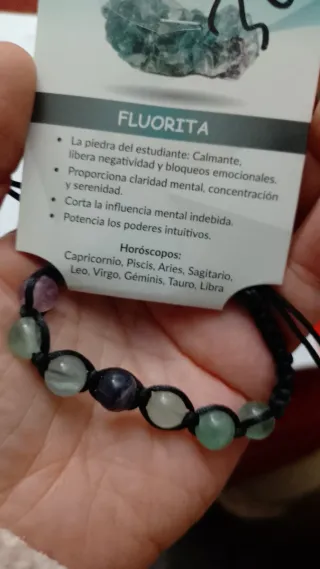 Pulsera Apatita Piedras Azules y Negras