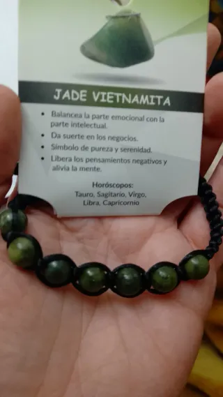 Pulsera Apatita Piedras Azules y Negras